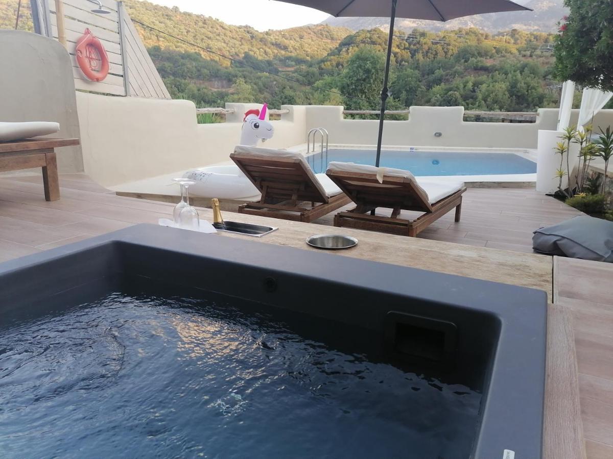 Verekinthos Villas - Pool, Hot Tub, Bbq, Kids Playground, Stunning Mountain Views Yerolakkos ภายนอก รูปภาพ